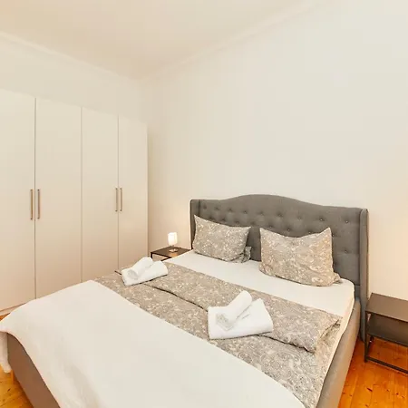 Moselblick Apartment *